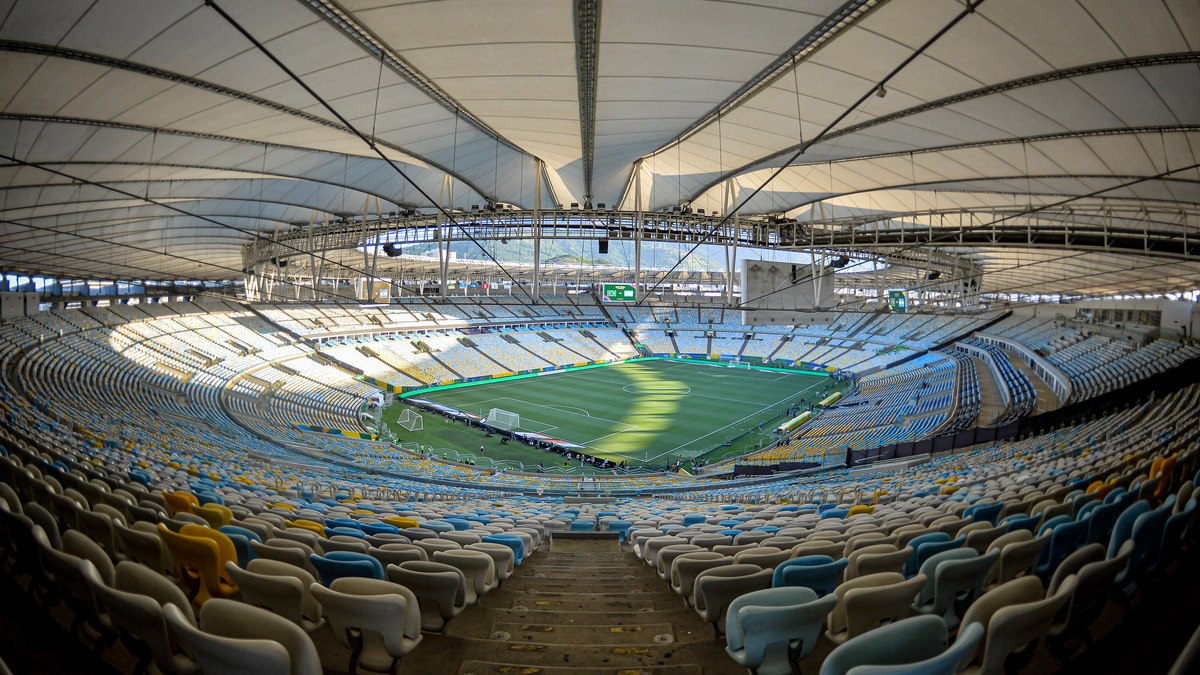 Clássico Explosivo no Maracanã: Flamengo Busca Diminuir Vantagem do Líder Palmeiras em Meio à Polêmica