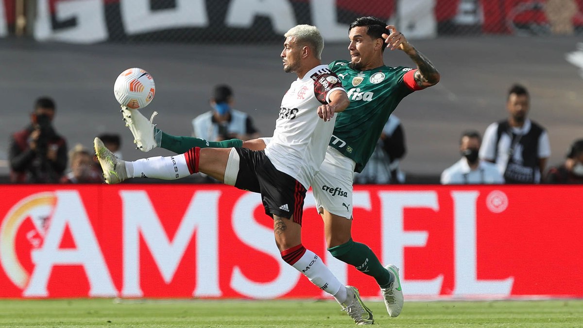 Clássico no Maracanã: Flamengo e Palmeiras reeditam rivalidade que marca o futebol brasileiro