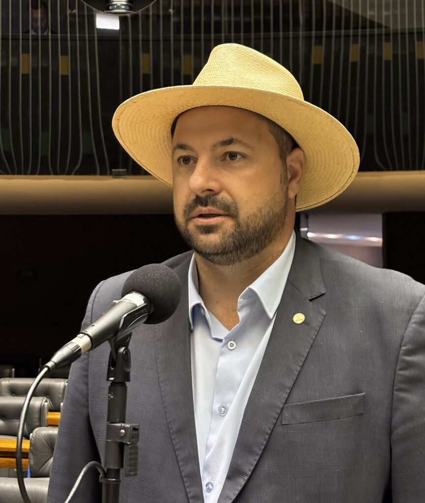 Deputado federal Geraldo Mendes no plenário da Câmara dos Deputados (Foto: Ascom/GM)