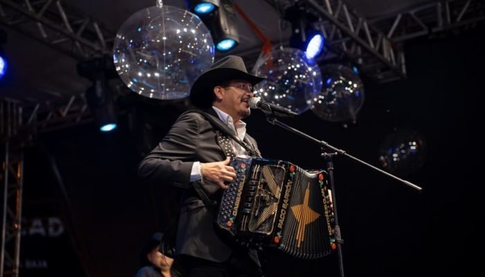 Paraguai celebra virada de 2025 para 2026 com fogos, shows e atrações internacionais