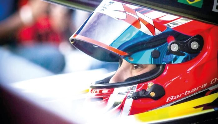 Barbara Estevo estreia na Fórmula Delta e marca pontos