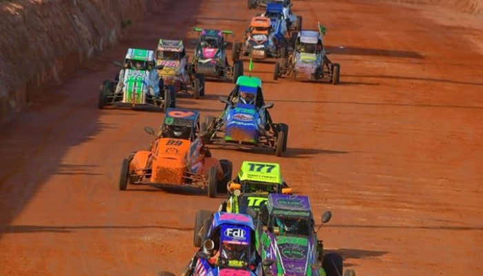 Carlos Henrique e Iwan Mykytczuk conquistam títulos do kartcross no Paraná