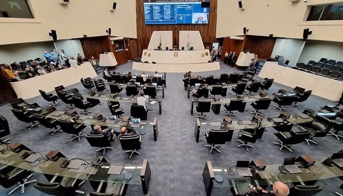 1779051487_Assembleia-Legislativa-do-Parana.jpg