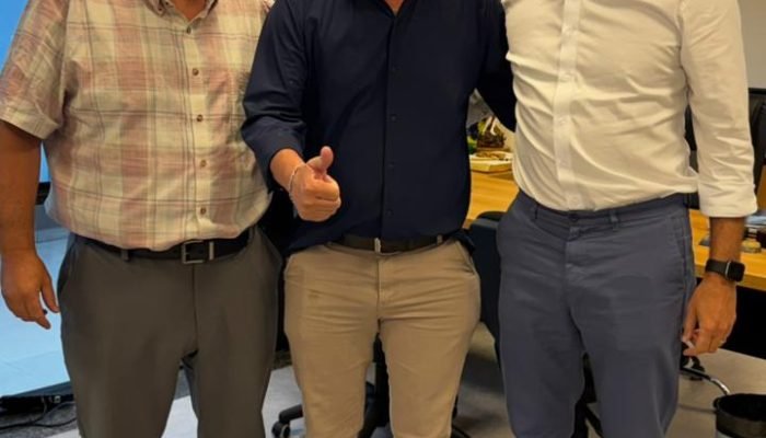 Artagão Júnior e prefeito Roberto discutem obras de infraestrutura em Palmital com secretário