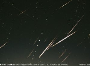 Chuvas de meteoros em 2026 terão condições favoráveis de observação no Brasil