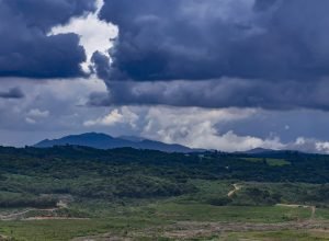 Ciclone extratropical não atinge Paraná, mas traz chuva neste fim de semana, diz Simepar