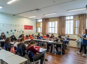 Rede estadual abre matrículas presenciais para estudantes que perderam prazo regular