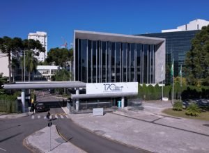 Programa de visitas guiadas da Assembleia Legislativa recebe quase 6 mil pessoas em 2025