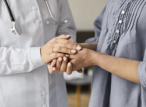 Núcleo de Segurança do Paciente fortalece ações para garantir atendimento mais seguro na rede