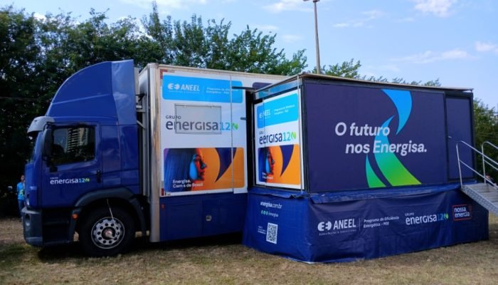 Unidade móvel do Nossa Energia visita 39 cidades e troca mais de 36 mil lâmpadas