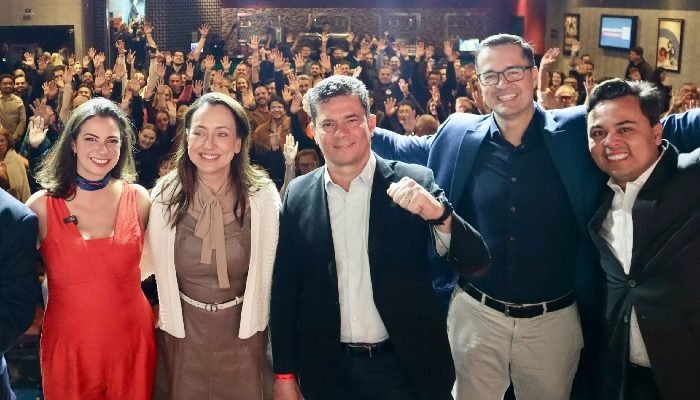 Amalia-Tortato-Rosangela-Moro-Sergio-Moro-Deltan-Dallagnol-e-Jeffrey-Chiquini.jpg