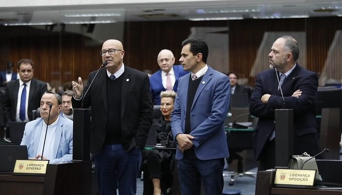 Batatinha-Hussein-Bakri-Luiz-Claudio-Romanelli-Ademar-Traiano-Cloara-Pinheiro-Marcio-Pacheco-e-Artag.jpeg
