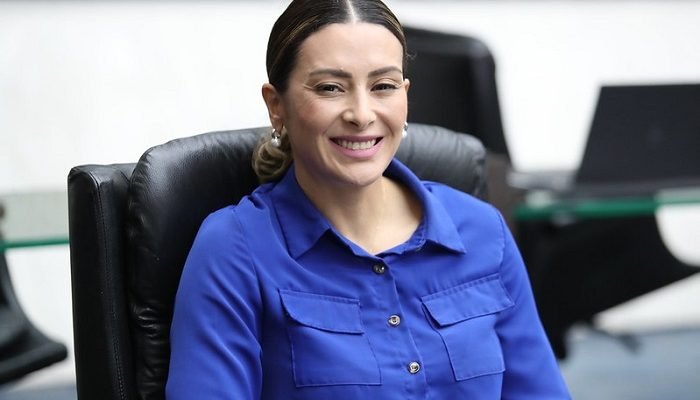 Mabel-Canto.jpg