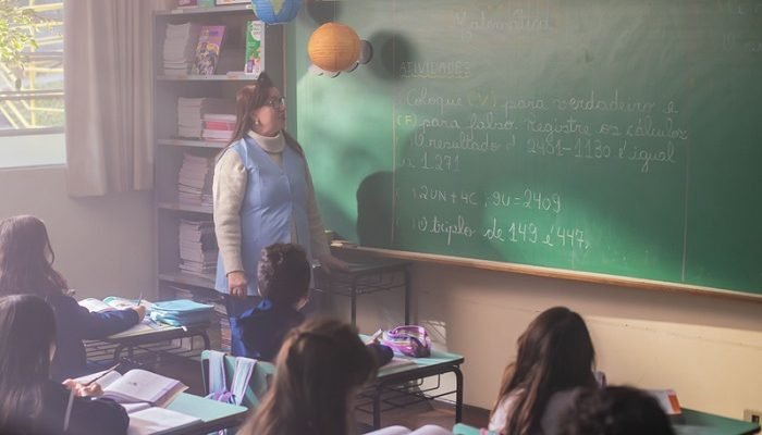Professor-e-alunos-municipais.jpg