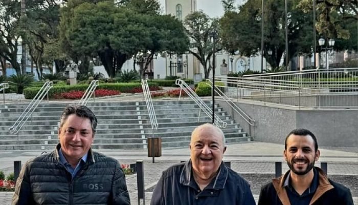 Sergio-Souza-Rafael-Greca-e-Josiel-de-Lima.jpg