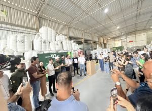 Guarapuava entrega projeto de ampliação do aeroporto ao governador Ratinho Junior