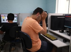 Inclusão e autonomia marcam ações em Guarapuava no Dia Nacional da Pessoa com Deficiência Visual