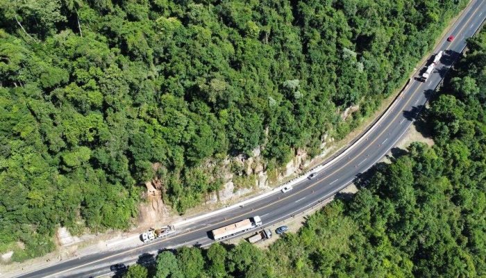 Concessionária instala barreiras de contenção na BR-27