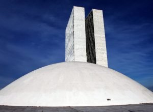 Projeto de Lei 398/25 obriga formação e registro de professores de educação física