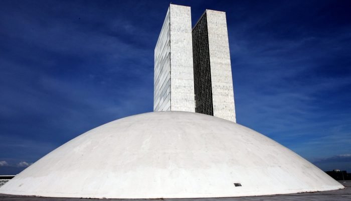 Projeto de Lei 398/25 obriga formação e registro de professores de educação física