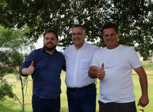 Secretário de Saúde do Paraná e prefeito visitam terreno para construção da Upinha em Guarapuava