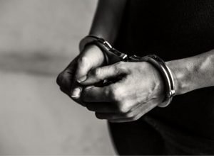 Polícia captura homem com mandado de prisão no Centro de Guarapuava