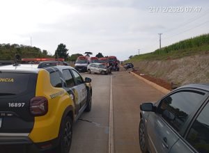 Jovens mortos em colisão frontal na PR-466 serão sepultados nesta segunda