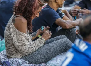 Um em cada cinco brasileiros já experimentou drogas ilícitas, segundo estudo