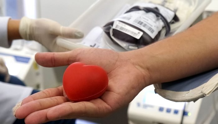 carnaval-saude-reforca-valor-da-doacao-de-sangue-para-manter-estoque.jpg