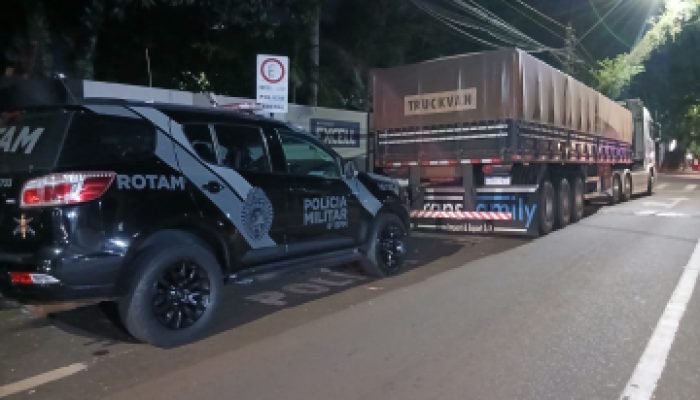 carreta-com-placas-do-paraguai-e-apreendida-com-10-quilos-de-cocaina-e-motorista-e-preso-em-cascavel.jpeg