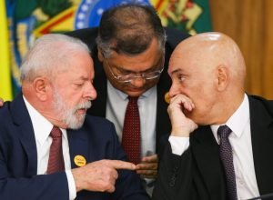 dino-moraes-lula-1024x556.jpg