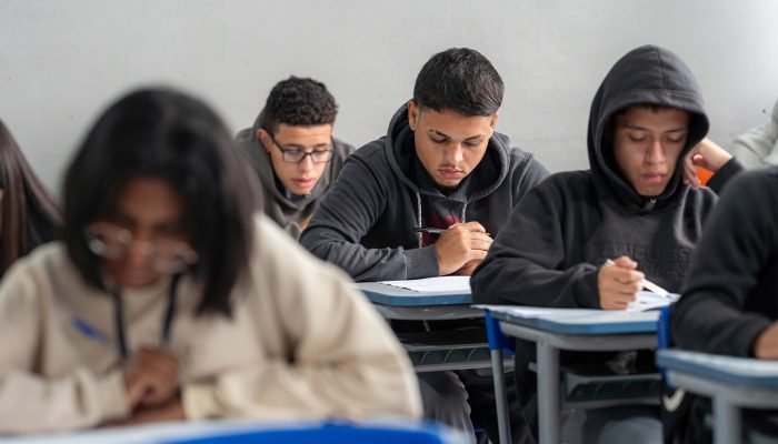 MEC publica resultados do Enem 2025 para 72 mil estudantes da rede estadual