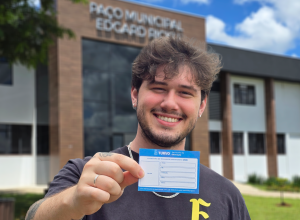 Turvo emite carteirinhas de vale transporte universitário para estudantes locais
