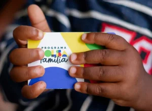 Caixa paga parcela de dezembro do Bolsa Família nesta quarta