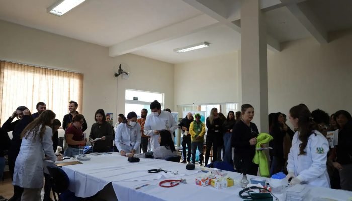 f90b6fd413367bf3dd756fb5de60655677441190.jpg