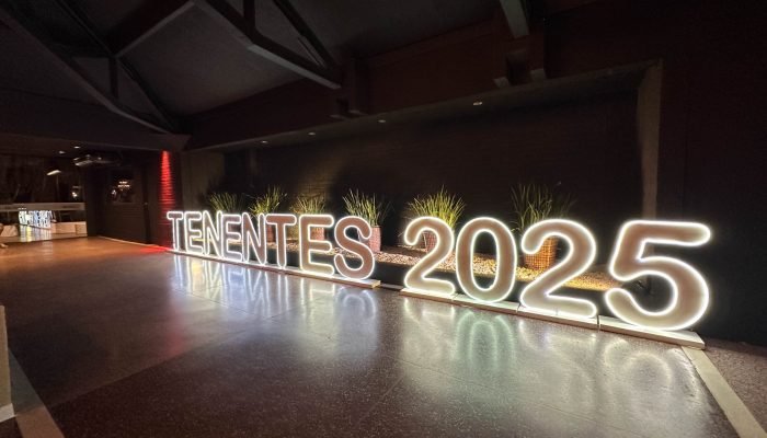 Baile da Espada confirma ingresso de novos Tenentes Especialistas da PMPR