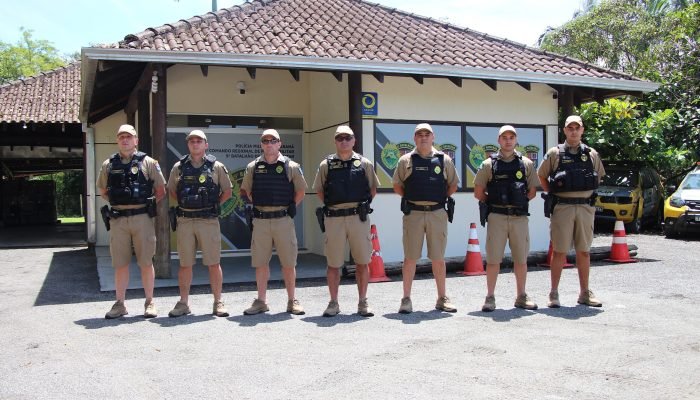 Comandante-Geral da PMPR visita unidades do litoral