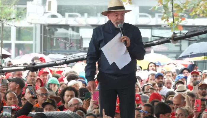 lula-em-florianopolis006727200202609191608.webp