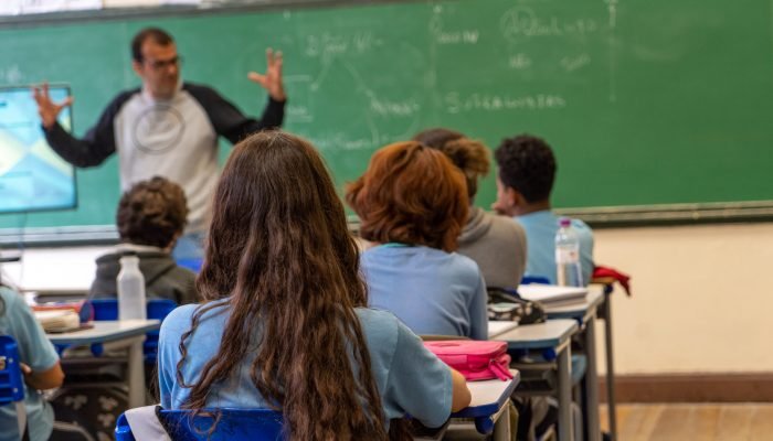 rede-estadual-de-ensino-do-parana-retorna-as-aulas006630000202607241357.jpg