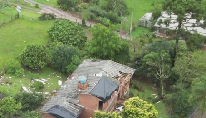 tornado_na_serra_do_rs_foi_o_2_em_15_dias_e_causou_ventos_de_100_km.h01.jpg