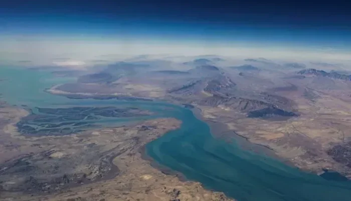vista-aerea-da-ilha-de-qeshm-separada-do-continent006389240202605032343.webp.webp